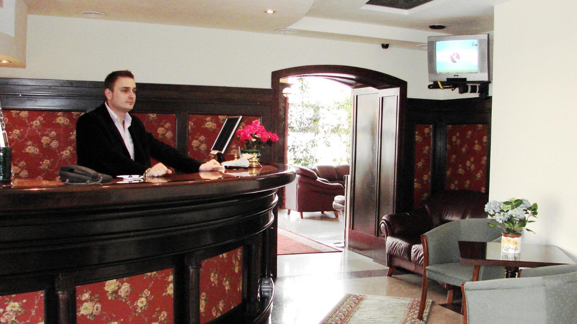 Hotel Irisa Bukareszt Zewnętrze zdjęcie